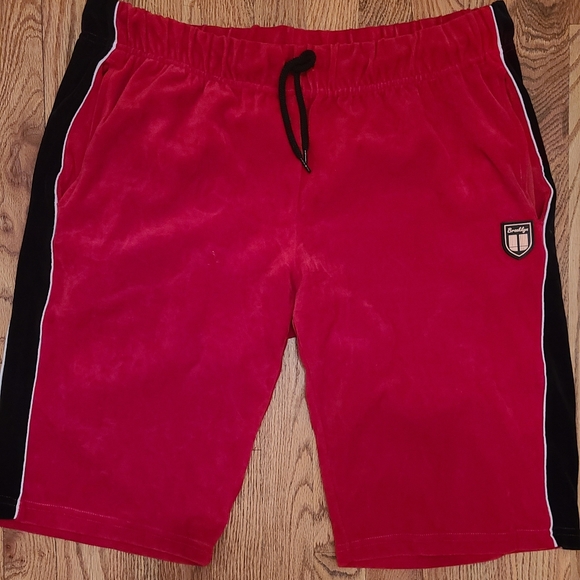 Shorts & Tee shorts are Brooklyn shirts is tavik - Picture 3 of 7